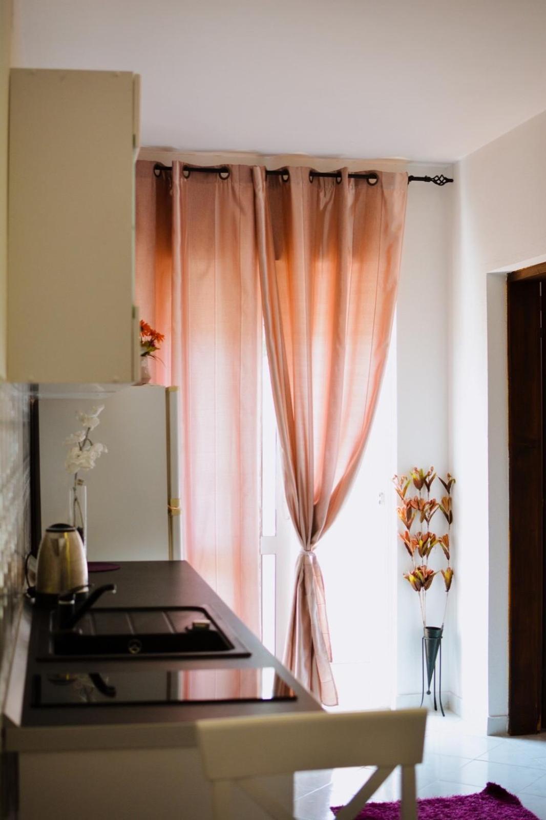 Villa Guci Ulcinj Exteriör bild